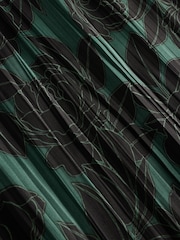 Gap Green Crinkle Sleeveless V Neck Dress - Image 4 of 4