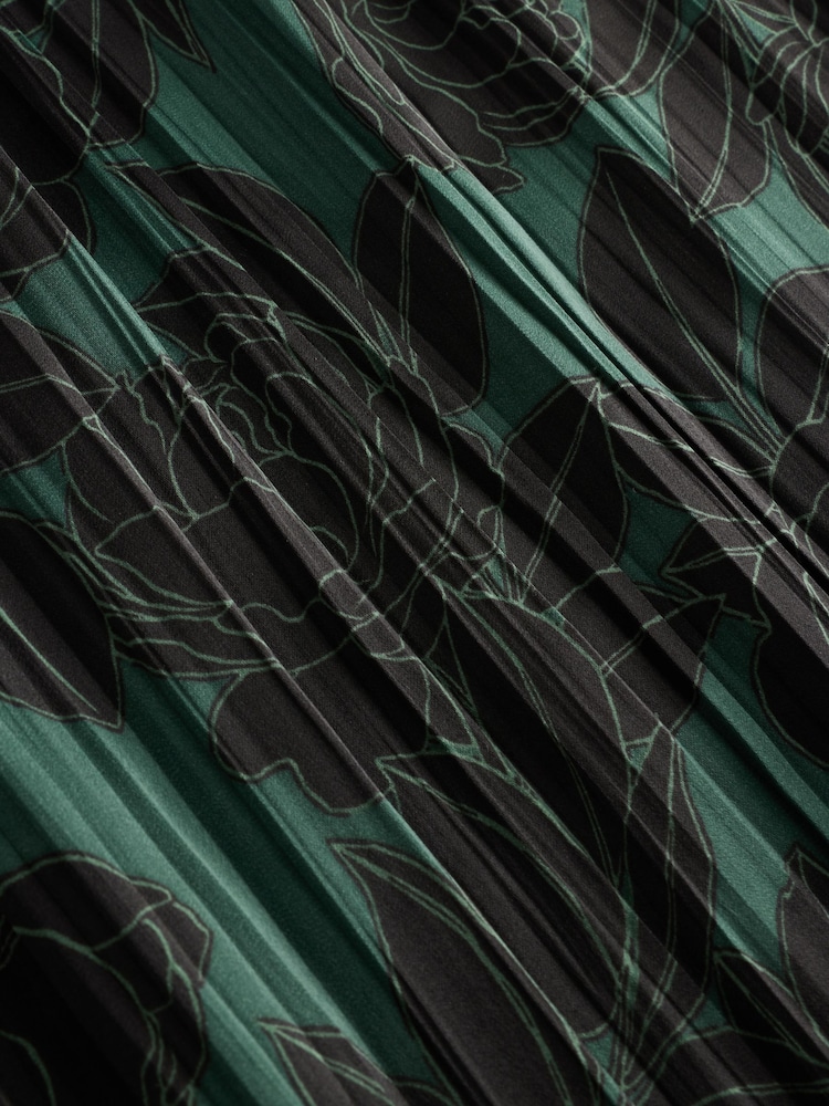 Gap Green Crinkle Sleeveless V Neck Dress - Image 4 of 4