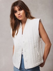 Mint Velvet White Cotton Quilted 100% Cotton Gilet - Image 2 of 4