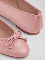 Розовый - LK Bennett Leather And Patent Kara Toe Cap Ballerinas - Image 4 of 4