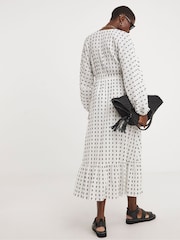 JD Williams White Contrast Dobby Balloon Sleeve 100% Cotton Maxi Dress - Image 2 of 4