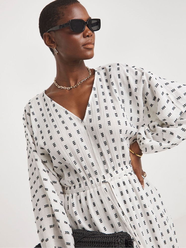 JD Williams White Contrast Dobby Balloon Sleeve 100% Cotton Maxi Dress - Image 4 of 4
