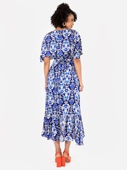 Lovedrobe – Midaxi-Kleid mit Cape-Ärmeln, Rüschen und Wickelsaum - Bild 2 von 5