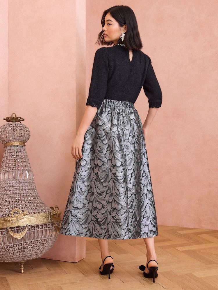 Love & Roses Silver Feather Jacquard Midi Skirt - Image 4 of 4