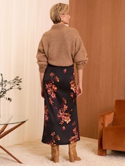 Love & Roses Black Floral Satin Bias Cut Midaxi Skirt - Image 3 of 4