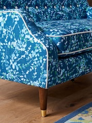 Nina Campbell Indigo Blue Midnight Leaves Walton Small 2 Seater Sofa - Image 2 of 7