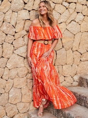 Sosandar Tie Dye Tiered Hem Bardot Maxi Dress - Imagen 1 de 5