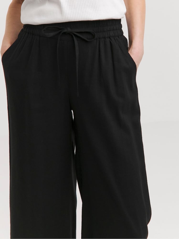 JD Williams Black Linen Viscose Wide Leg Trousers - Image 4 of 4 JD Williams Black Linen Viscose Wide Leg Trousers - Image 4 of 4