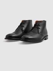 Reiss Black Cooper Grained Leather Chukka Boots - Image 3 of 6