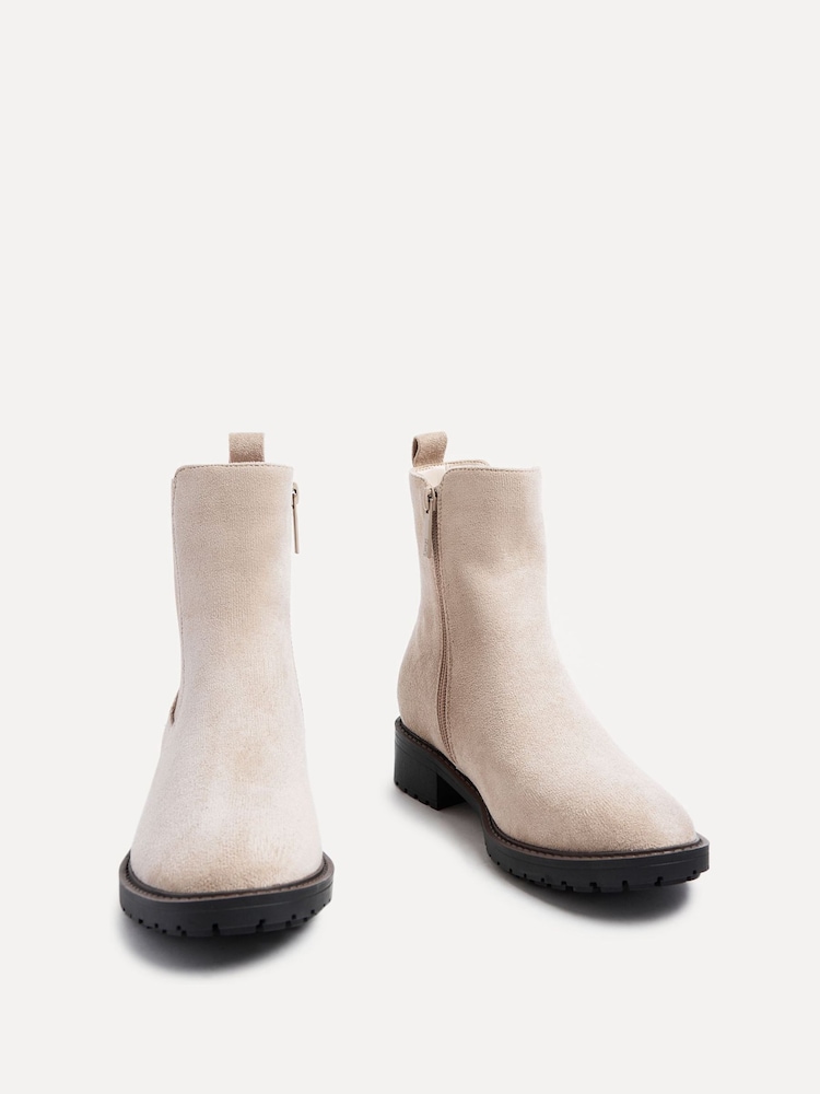 Linzi Nude Dalston Chelsea Boots With Stretch Panel - Image 3 of 5