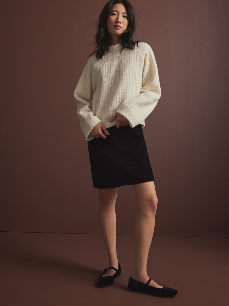 Crudo - Cosy Dropped Shoulder Velvet Bow Tie Back Crew Neck Jumper - Imagen 2 de 9 Crudo - Cosy Dropped Shoulder Velvet Bow Tie Back Crew Neck Jumper - Imagen 2 de 9