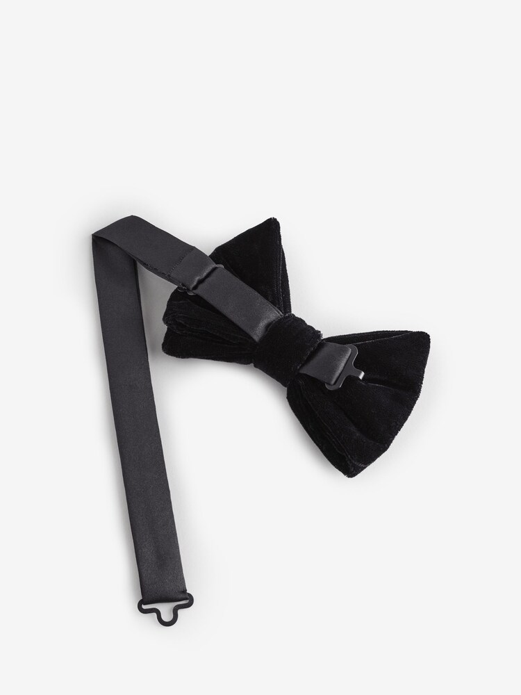 Black Velvet/Polka Dot Bow Tie And Pocket Square Set - Image 2 of 4