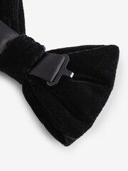 Black Velvet/Polka Dot Bow Tie And Pocket Square Set - Image 3 of 4