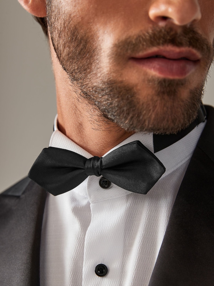 Black Butterfly Bow Tie - Image 1 of 5