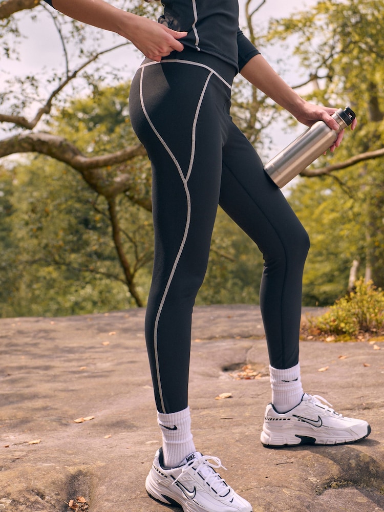 Schwarz - Elements Thermalite Base Layer Leggings - Bild 2 von 4 Schwarz - Elements Thermalite Base Layer Leggings - Bild 2 von 4