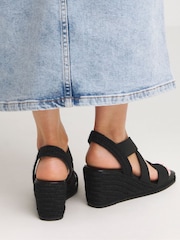 Simply Be Black Elastic Crossover Espadrille Wedge Sandals In Extra Wide Fit - Image 2 of 4