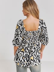 Simply Be Simply Be Mono Print Long Sleeve Ruched Front Smock Top - Imagen 2 de 4