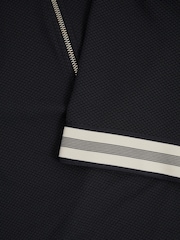 Marineblau - Reiss Bristol Strukturiertes Poloshirt mit Kontrastbesatz und halbem Reissverschluss - Bild 6 von 6