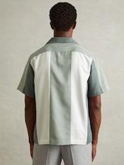 Reiss Green Multi Dalorian Colourblock Cuban Collar Shirt - Image 5 of 6