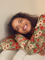 أخضر - بيجامة مخملية من Laura Ashley - صورة 4 من 12