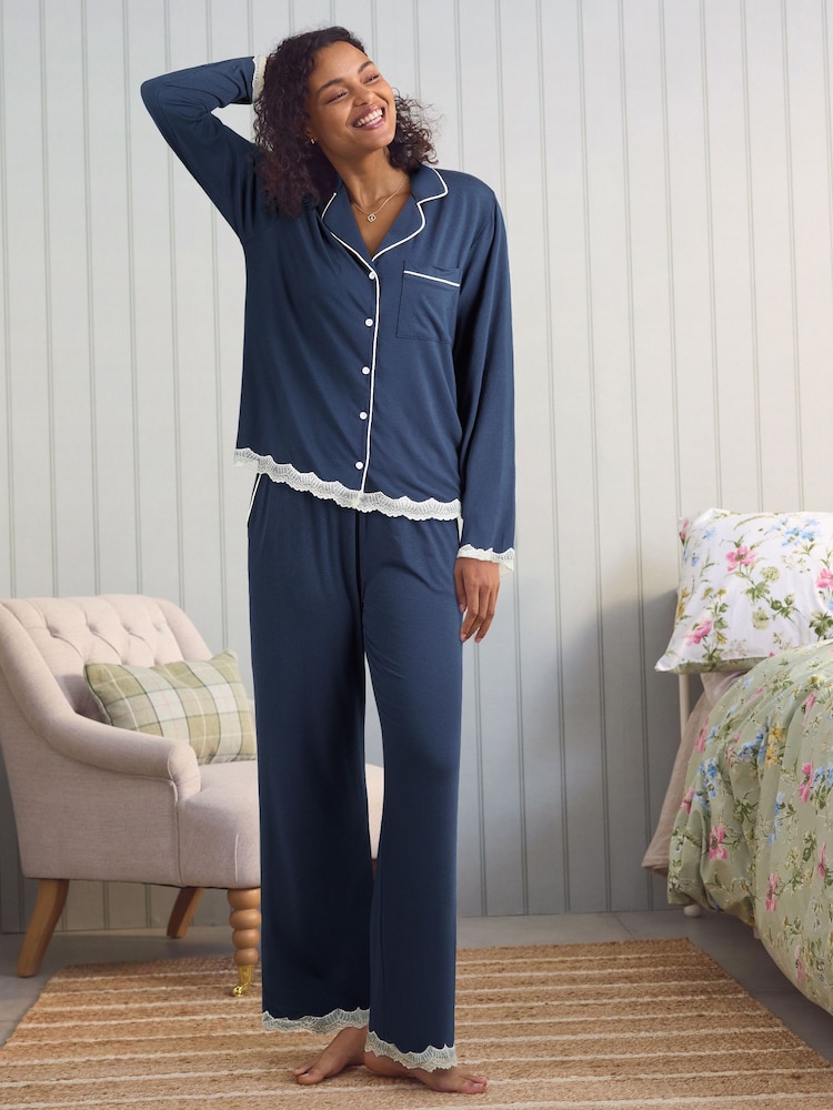 marine - Laura Ashley Pyjama boutonné en modal - Image 1 de 13