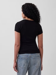 Schwarz - Gap Modern V-Neck Short T-Shirt - Bild 2 von 4
