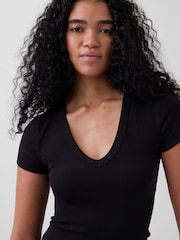Schwarz - Gap Modern V-Neck Short T-Shirt - Bild 4 von 4