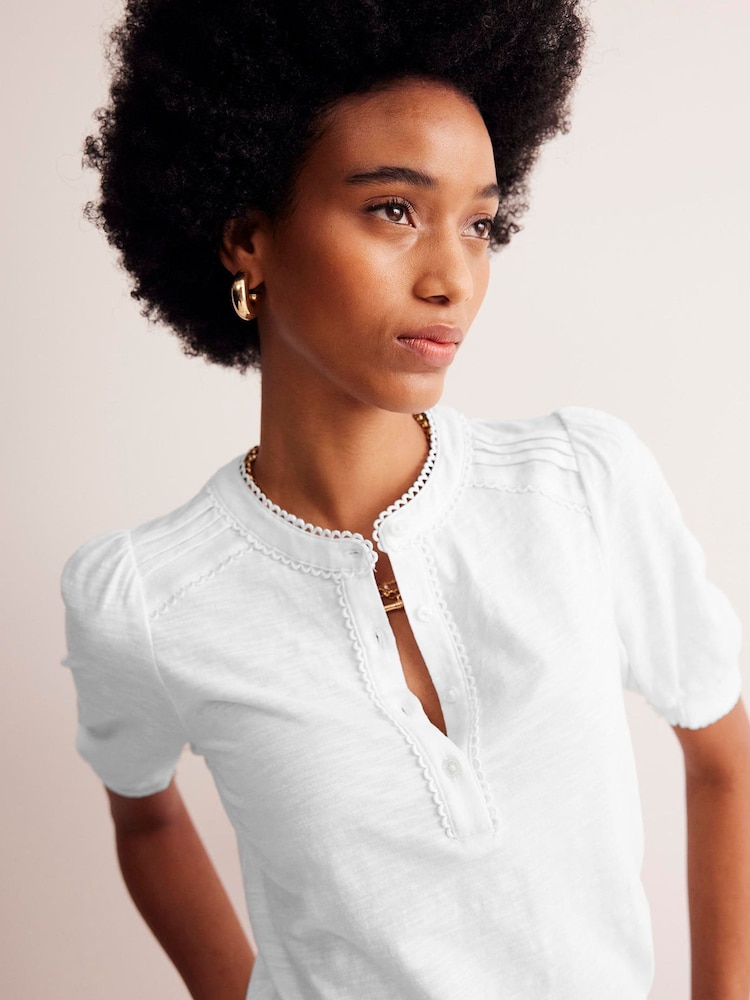 Boden White 100% Cotton Pintuck Puff Sleeve Henley Top - Image 2 of 5 Boden White 100% Cotton Pintuck Puff Sleeve Henley Top - Image 2 of 5