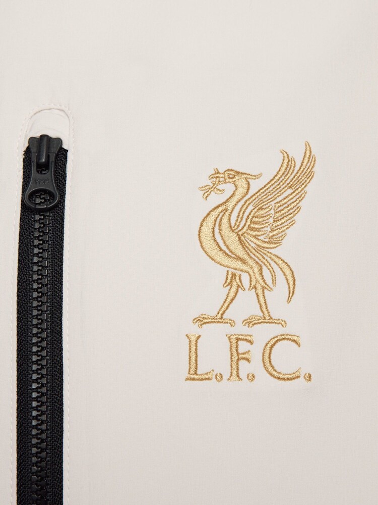 Nike White Liverpool LeBron James Tracksuit - Image 3 of 3