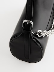 Black Barrel Chain Shoulder Bag - Image 7 of 8