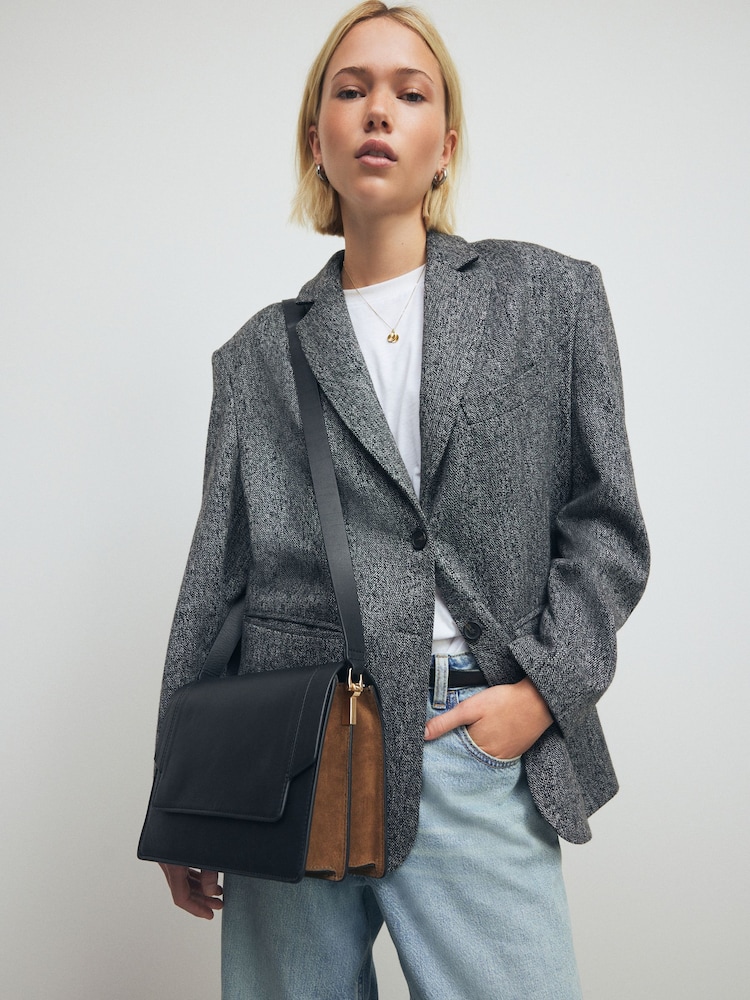 أسود - حقيبة تعلق حول الجسم متعددة الأقسام من الجلد والشمواه - صورة 1 من 1 أسود - حقيبة تعلق حول الجسم متعددة الأقسام من الجلد والشمواه - صورة 1 من 1