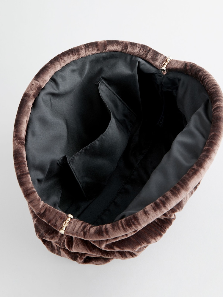 Nerzbraun - Velvet Clutch Bag - Bild 10 von 10 Nerzbraun - Velvet Clutch Bag - Bild 10 von 10
