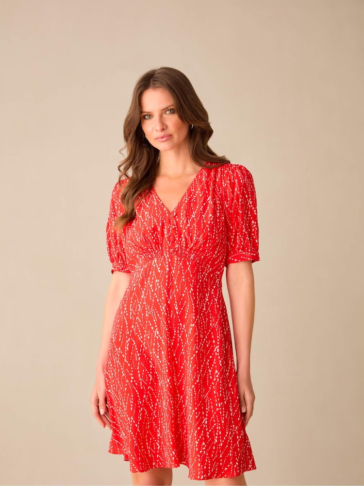 Ro&Zo Red Dash Print Shirred Shoulder Short Dress - Image 1 of 6