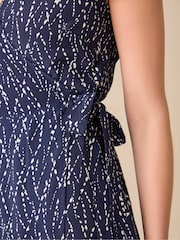 Ro&Zo Blue Petite Petite Dash Print Wrap Midi Dress - Image 3 of 4