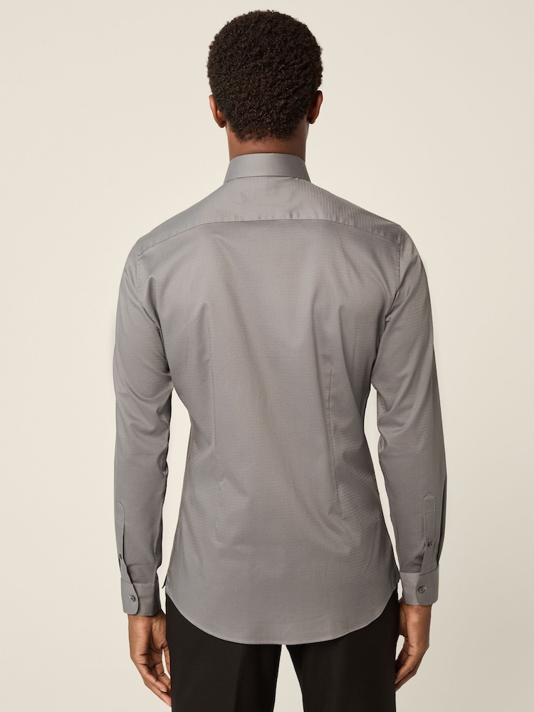 Gris foncé - Slim Fit (Slim Fit) - Chemise élégante texturée facile d’entretien à poignets simples - Image 2 of 7