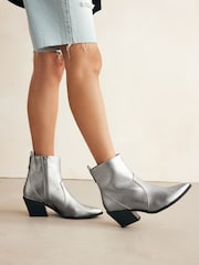 فضي - Forever Comfort® Cowboy Ankle Boots - صورة 3 من 8