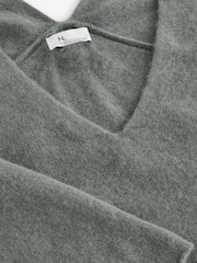 Khaki Green Premium 100% Cashmere V-Neck Knitted Jumper - Image 6 of 6