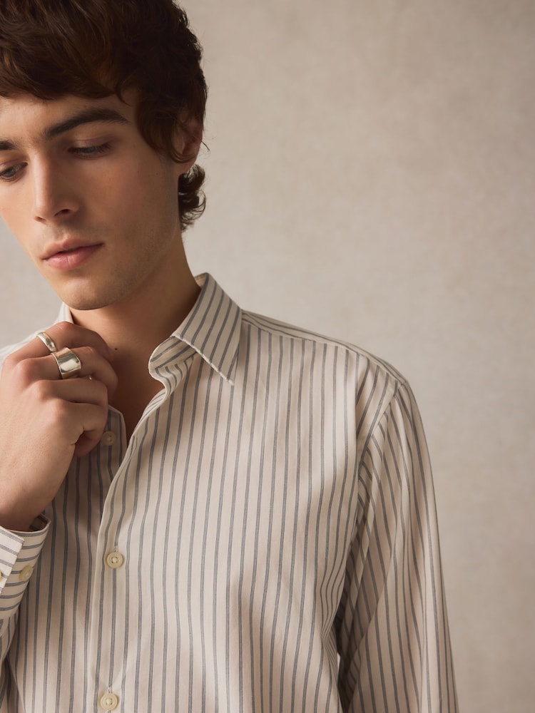 White/Black Monochromatic Stripe Regular Fit 100% Cotton Long Sleeve Formal Cutaway Collar Shirt - Image 1 of 4