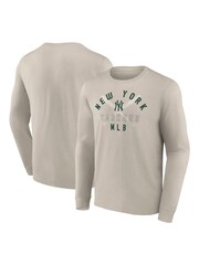 Fanatics 100% Cotton MLB New York Yankees Clubhouse Rebel Long Sleeve Crew Brown T-Shirt - Image 1 of 3