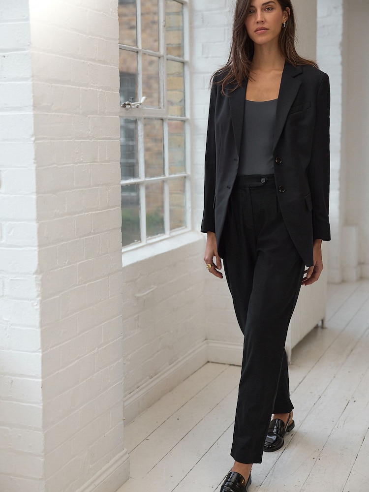 Noir - Pantalon Stay Smart Barrel Leg en lin riche - Image 1 of 5