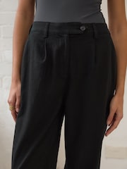 Noir - Pantalon Stay Smart Barrel Leg en lin riche - Image 5 of 5