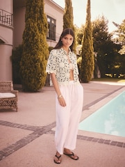 Blanc - Tie Waist Barrel Leg Linen Blend Trousers - Image 2 de 9
