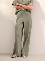 Vert kaki - Pantalon large texturé à jambe large coordonné avec lin - Image 2 of 8