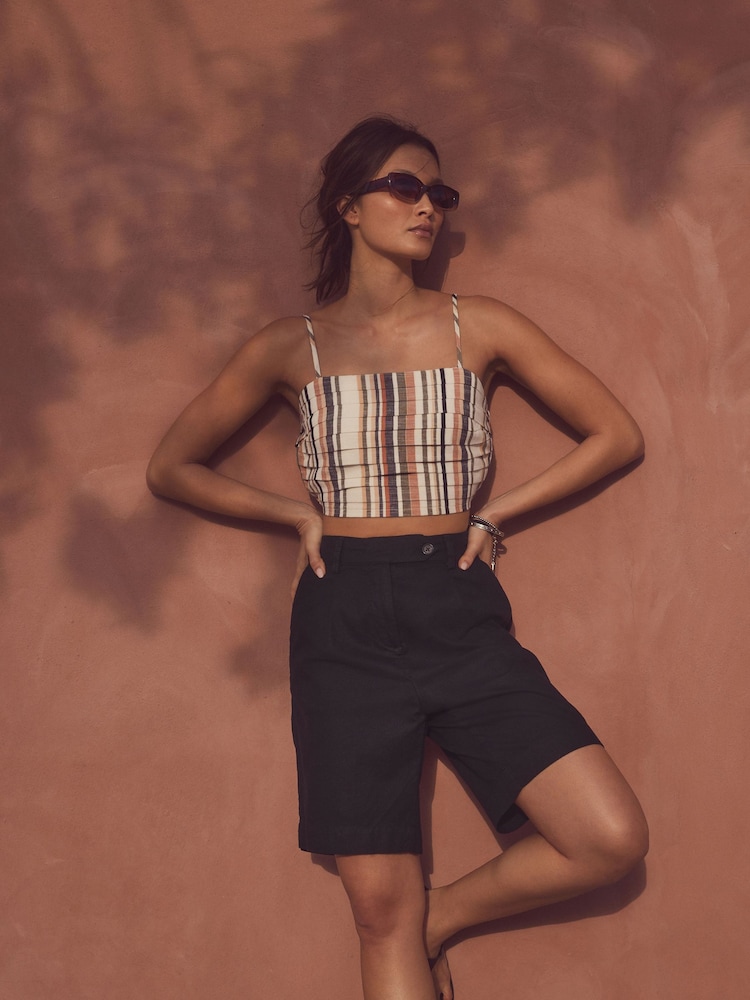 Zwart - Linen Rich City Knee Shorts - Image 1 of 6