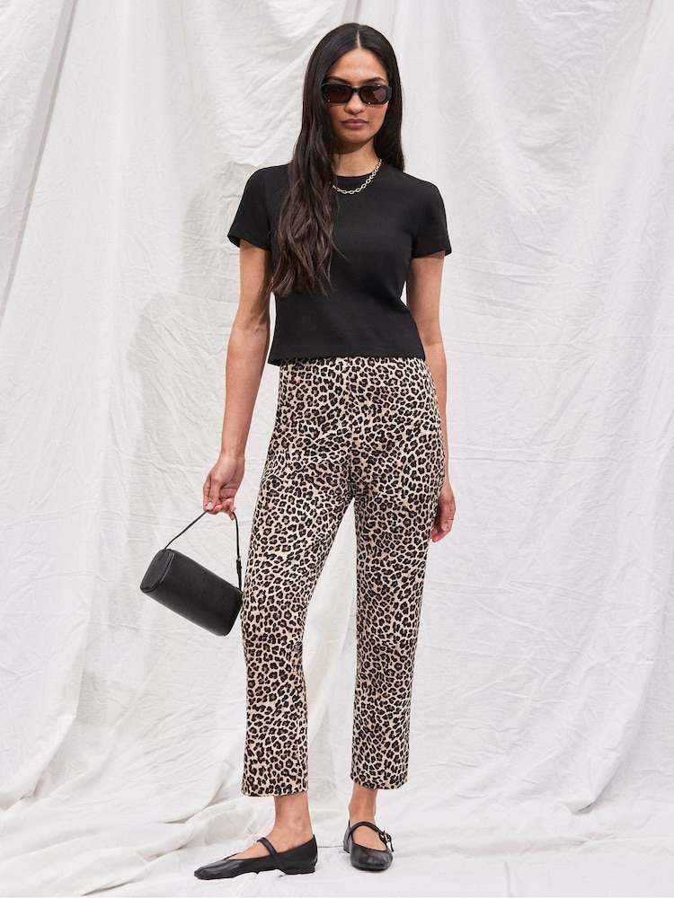 Ro&Zo Animal Petite Leopard Print 7/8 Capri - Image 1 of 6
