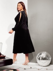 Friends Like These Curve Лонгслив Velvet Wrap средних размеров платья - Изображение 3 из 4