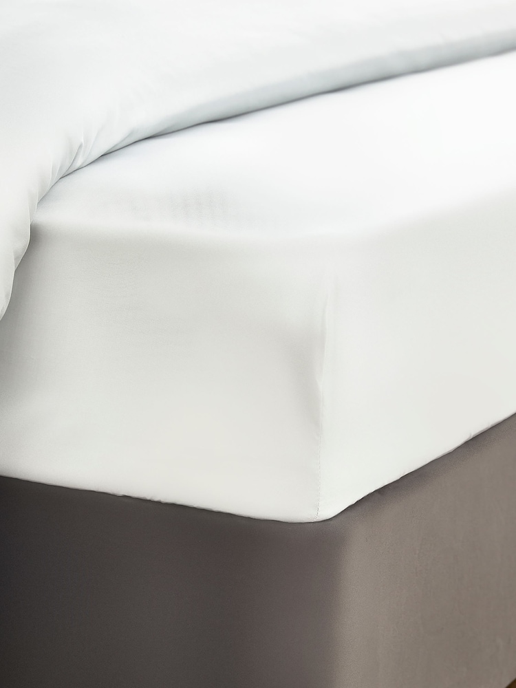 Silentnight White Restore Cooling Fitted Fitted Sheet - Image 1 of 8