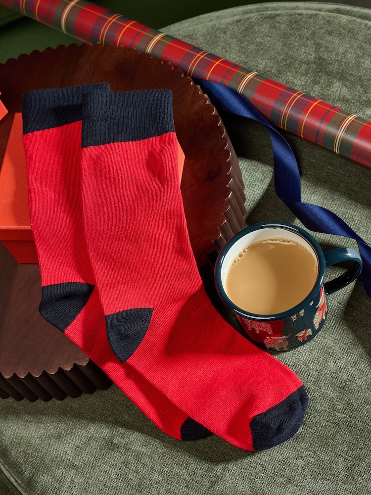 Red Hamish Hamish Christmas Print Mug and Socks Set - Image 3 of 3 Red Hamish Hamish Christmas Print Mug and Socks Set - Image 3 of 3