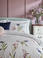 Laura Ashley Purple Hawling Irises Duvet 100% Cotton Cover and Pillowcase Set - Image 2 of 9