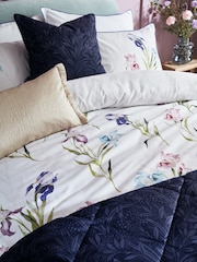 Laura Ashley Set of 2 Purple 100% Cotton Hawling Irises Pillowcases - Image 3 of 7